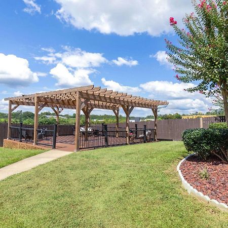 Ramada By Wyndham Studio Suites Dothan Exteriér fotografie