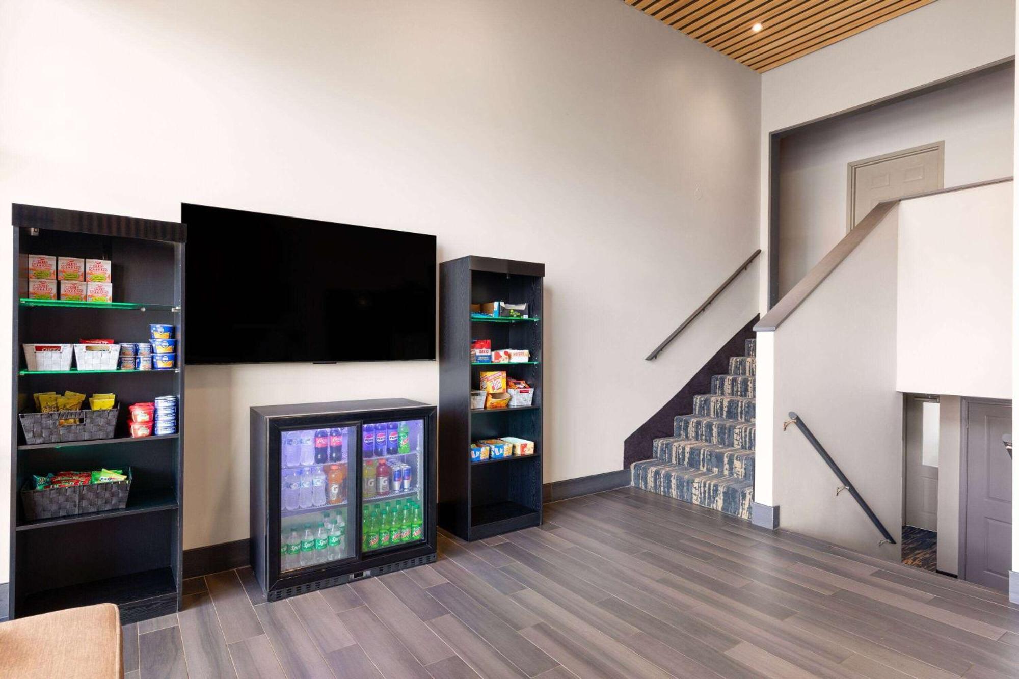 Ramada By Wyndham Studio Suites Dothan Exteriér fotografie